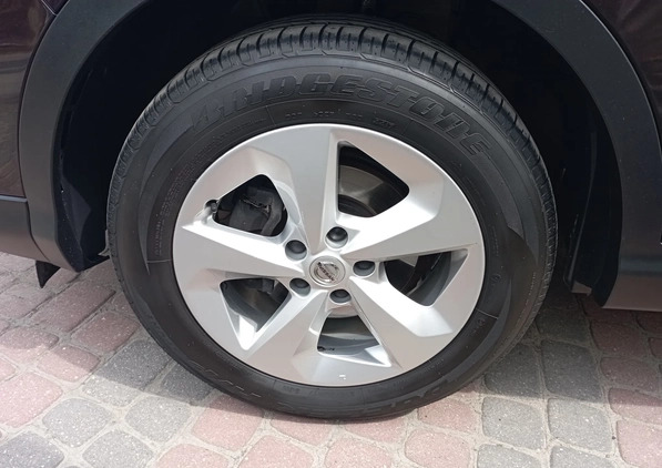 Nissan Qashqai cena 63900 przebieg: 55000, rok produkcji 2018 z Duszniki-Zdrój małe 277